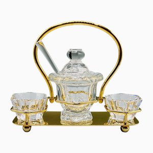 Servizio Mid-Century Harcourt Missouri in cristallo con barattolo centrale con coperchio, cucchiaio e due piatti sfaccettati in vassoio dorato di Baccarat, anni '50, set di 6