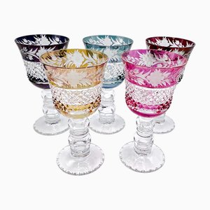Calici da vino in cristallo inciso e a stelo spesso, Boemia, anni '50, set di 5