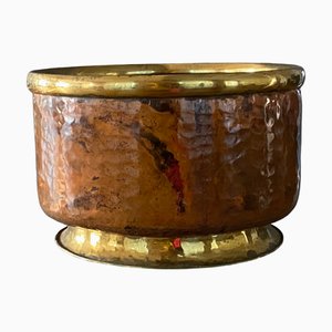 Large Italian Cretese Finish Round Hammered Copper and Brass Planter by Celato Rito, 1980s