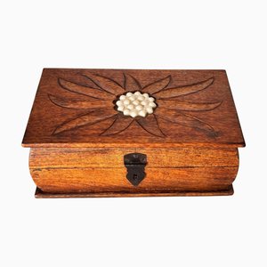 Scatola in legno con intarsio geometrico floreale in ceramica, Francia, anni '50