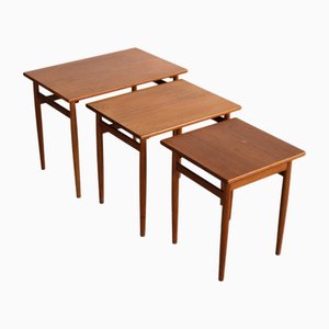 Schwedische Vintage Teak Satztische, 1960er, 3er Set