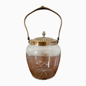 Tonneau à Biscuit Antique en Cristal et Plaqué Argent avec Motifs Floraux Gravés, Fin du 19ème Siècle