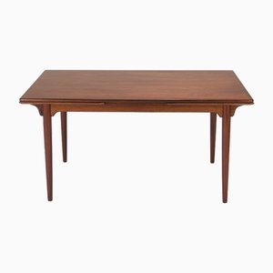 Model 54 Extentable Dining Table attributed to Gunni Omann, 1960s