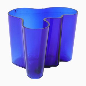 Large Cobalt Blue Limited Edition 3030 Savoy Vase by Alvar Aalto for Iittala, 1994