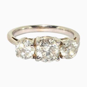 Britischer Trilogie-Verlobungsring aus 18 Karat Weißgold mit Diamant