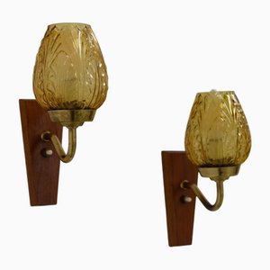 Dänische Wandleuchten aus Messing & Bernsteinglas von Laoni, 1960er, 2er Set