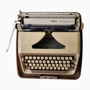 Deutsche Vintage Triumph Schreibmaschine mit Koffer, 1960er