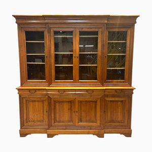 Große Vitrine aus Holz