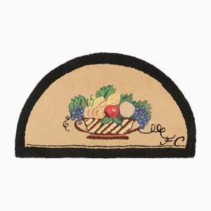American Framed Hooked Demi-Lune Teppich mit Obstschale Pictorial