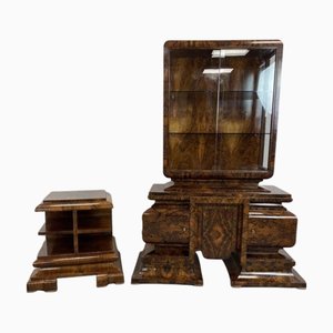 Vetrina Art Déco in noce, anni '30, set di 2
