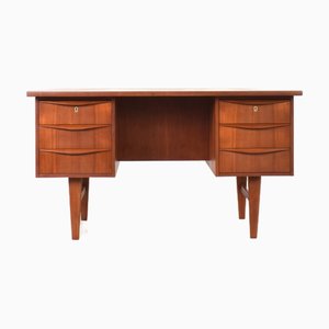 Dänischer Mid-Century Teak Schreibtisch, 1960er