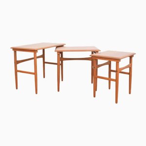 Dänische Mid-Century Teak Satztische, 1960er, 3er Set