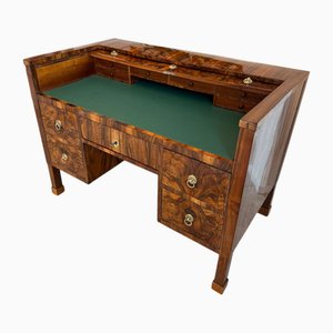 Biedermeier Sekretär in Nussbaum