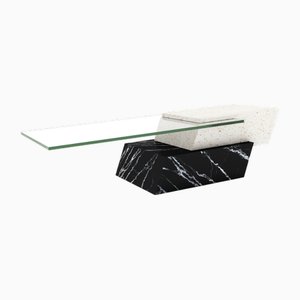 Mesa de centro Lido de mármol negro Marquina y travertino natural de Joaquín Moll para Meddel