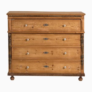 Antique French Provençal Style Chest of Drawers, 1920s