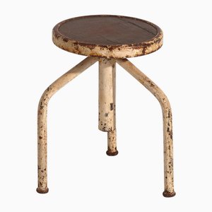 Industrieller Hocker mit weißer Patina, 1950