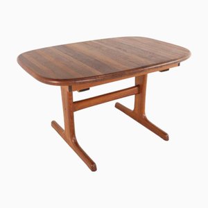 Oval Extendable Abed Dining Table from Dyrlund