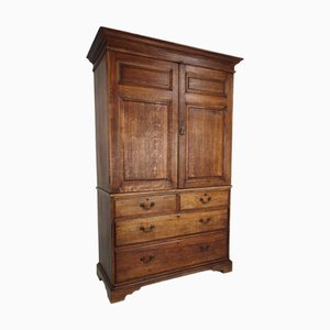 Mueble de prensa Berners Street antiguo de roble claro de Howard & Son's, década de 1800