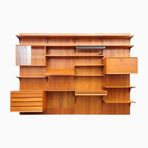 Königliches Mid-Century Teak Wandregal von Poul Cadovius für Cado, 1960er