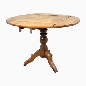 French Provincial Elm Dropleaf Centre Table, 1850s