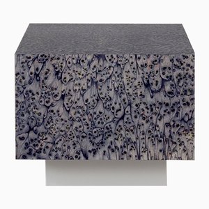 Tavolo Cube Haze grigio dalla collezione Oasis di LLOT LLOV