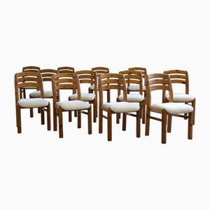 Sillas de comedor danesas vintage de pino atribuidas a Dyrlund, años 70-80. Juego de 12