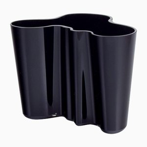 Savoy Vase in Dark Blue Glass by Alvar Aalto, Iittala, Finland, 1980s