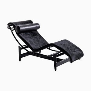 LC4 Cowhide Chaise Lounge by Le Corbusier for Cassina, 1988