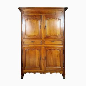 Louis XV Four-Leaf Wardrobe in Walnut