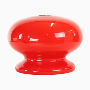 Roter Mid-Century Deckenlampenschirm aus Opalglas von Opp Jihlava, Ehemalige Tschechoslowakei, 1960er