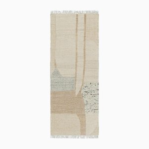 Flachgewebter Läufer mit cremefarbenen und beigefarbenen geometrischen Mustern von Rug&Kilim