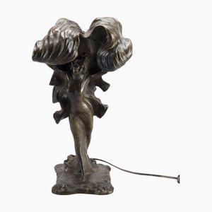 Art Nouveau Sculptural Table Lamp in Bronze by Adolf Jonsson, Paris, France, 1890s