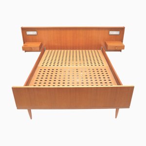 Letto matrimoniale vintage con comodini sospesi, anni '60