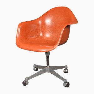 Poltrona PAC di Charles & Ray Eames per Herman Miller, anni '60