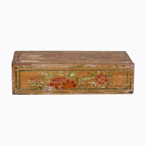 Antike chinesische handbemalte gelbe Schachtel, 1900er