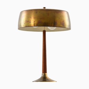 Lampada da tavolo in ottone e teak attribuita a Svend Aage Holm Sørensen, anni '50