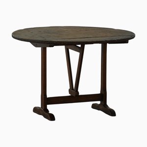 Runder Französischer Provinzieller Tisch aus Eiche, 1890er