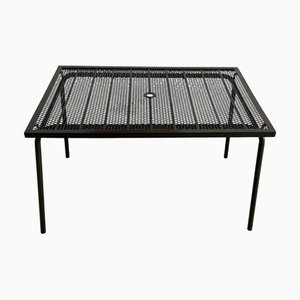Tavolo da giardino in acciaio traforato, Francia, anni '50-'70, attribuito a Rene Malaval