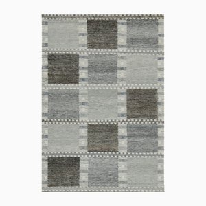Skandinavischer Outdoor Teppich mit geometrischem Muster in Grau und Weiß von Rug&Kilims
