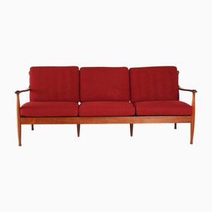Divano a tre posti Mid-Century in palissandro con rivestimento in lana rossa, Danimarca, anni '60