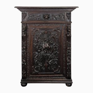 Buffet de Style Renaissance avec Vigne