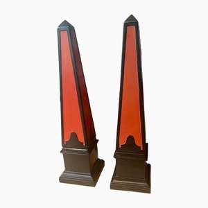 Rot & Schwarz lackierte Vintage Holz Obelisken, 1980er, 2er Set