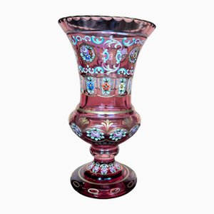 Vaso in cristallo di Boemia dorato e smaltato rosso rubino