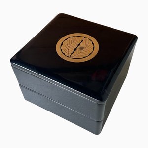 Lackierte Jubako Stapelbox mit Kamon, 1950er