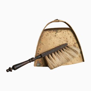 Antique Dustpan and Brush in Patinated Brass and Wood, 19th Century, Set of 2