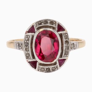 French Art Deco 18 Karat Yellow Gold Ring with Ruby and Diamonds, 1920s
