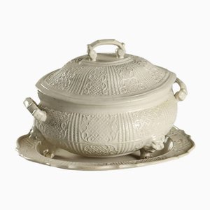 Tureen with Oval Plate in Earthenware