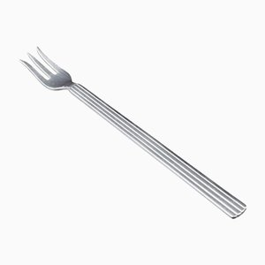 Danish Sterling Silver Oyster Fork in Bernadotte Pattern by Sigvard Bernadotte for Georg Jensen, 1940s