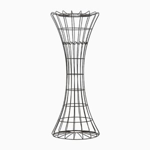 Perchero de alambre de metal curvado recubierto de polvo en gris plateado de Verner Panton para J. Lüber AG