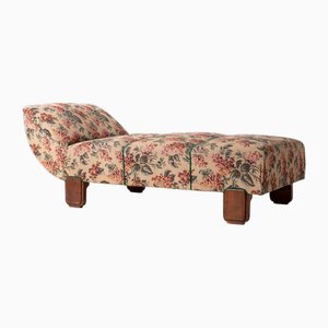 Modernist Daybed with Floral Upholstery attributed to Jindrich Halabala, Former Czechoslovakia, 1950s